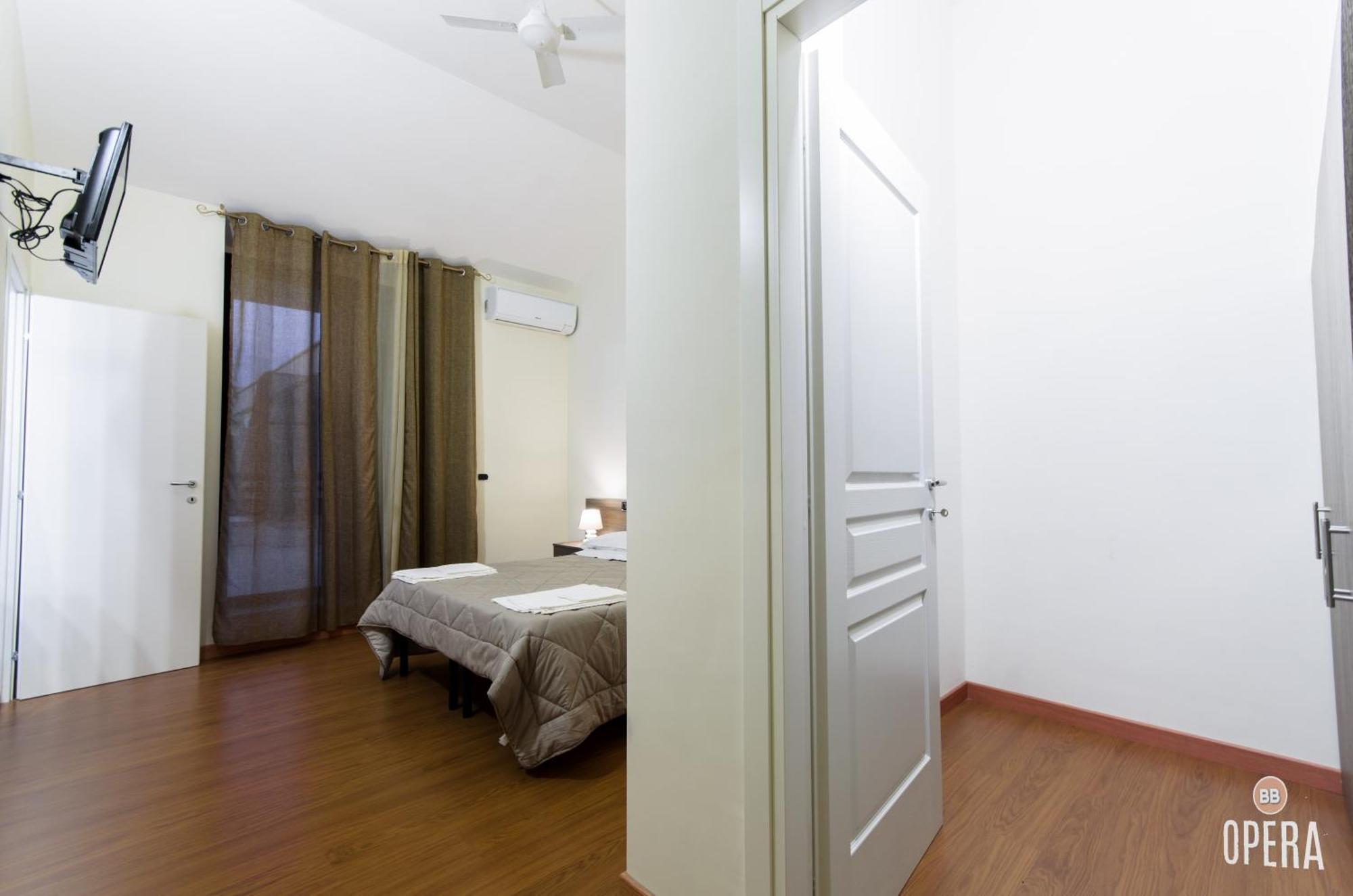 Opera B&B Foggia Buitenkant foto